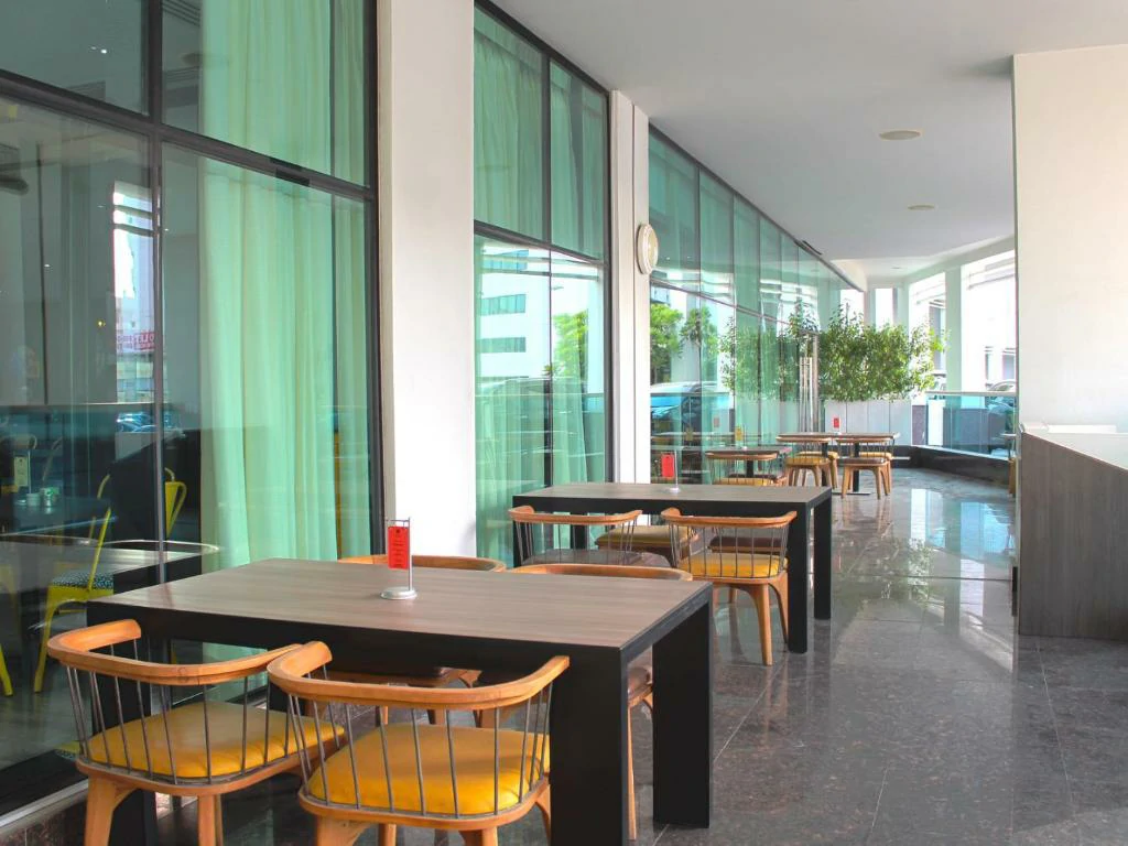 هتل حیات پلیس الرقه دبی